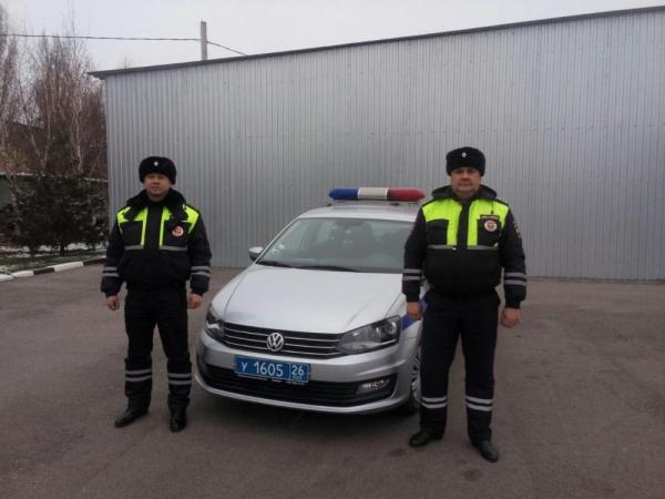 Полицейские помогли справиться с задымлением «Калины»